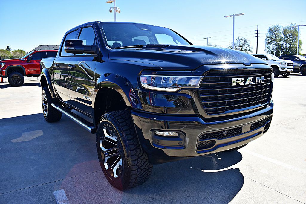 2025 RAM 1500 Image 16