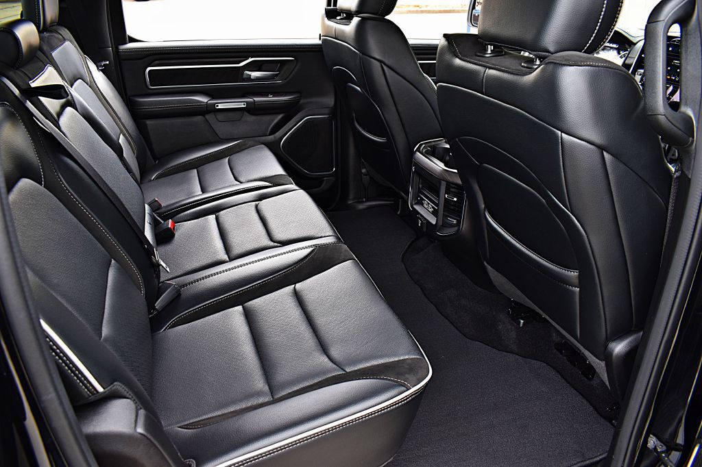 2025 RAM 1500 Image 23