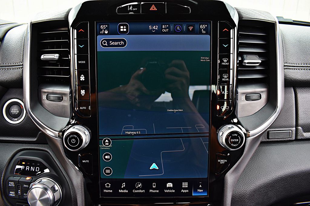 2025 RAM 1500 Image 32