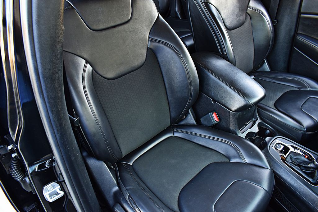 2019 Jeep Cherokee Image 20