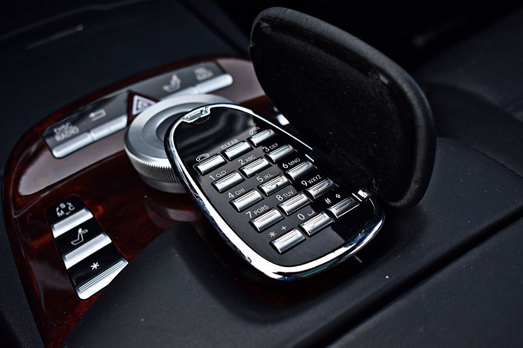 2008 Mercedes-Benz S-Class Image 33