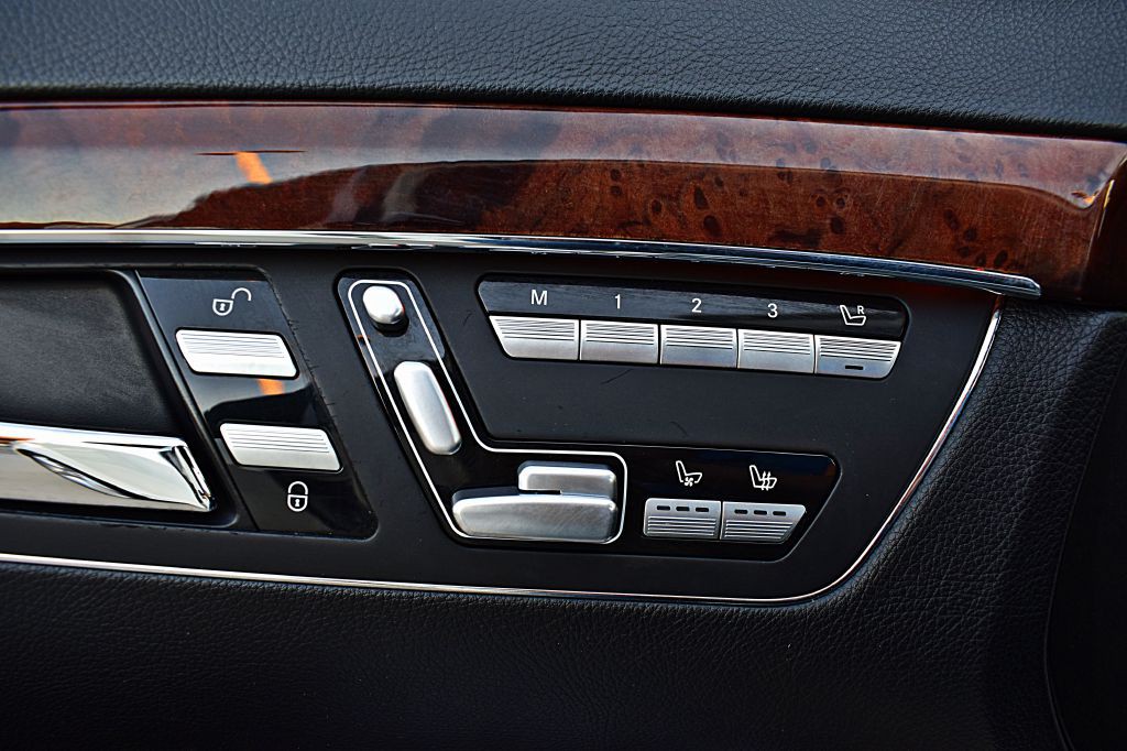 2008 Mercedes-Benz S-Class Image 42