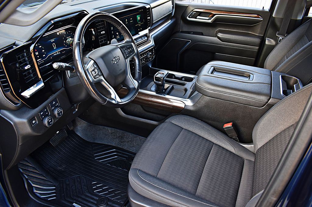 2022 Chevrolet Silverado 1500 Image 17