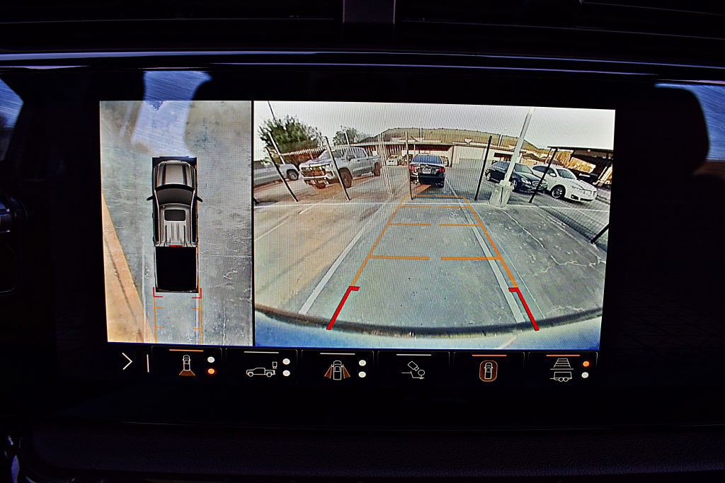 2024 GMC Sierra Image 40