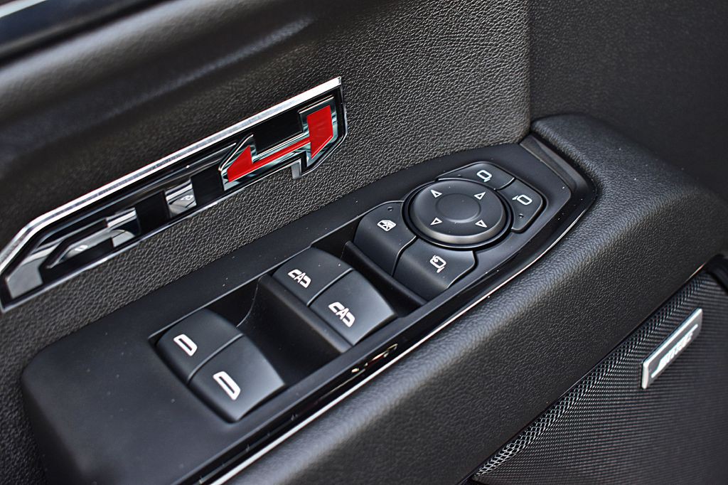 2024 GMC Sierra Image 56