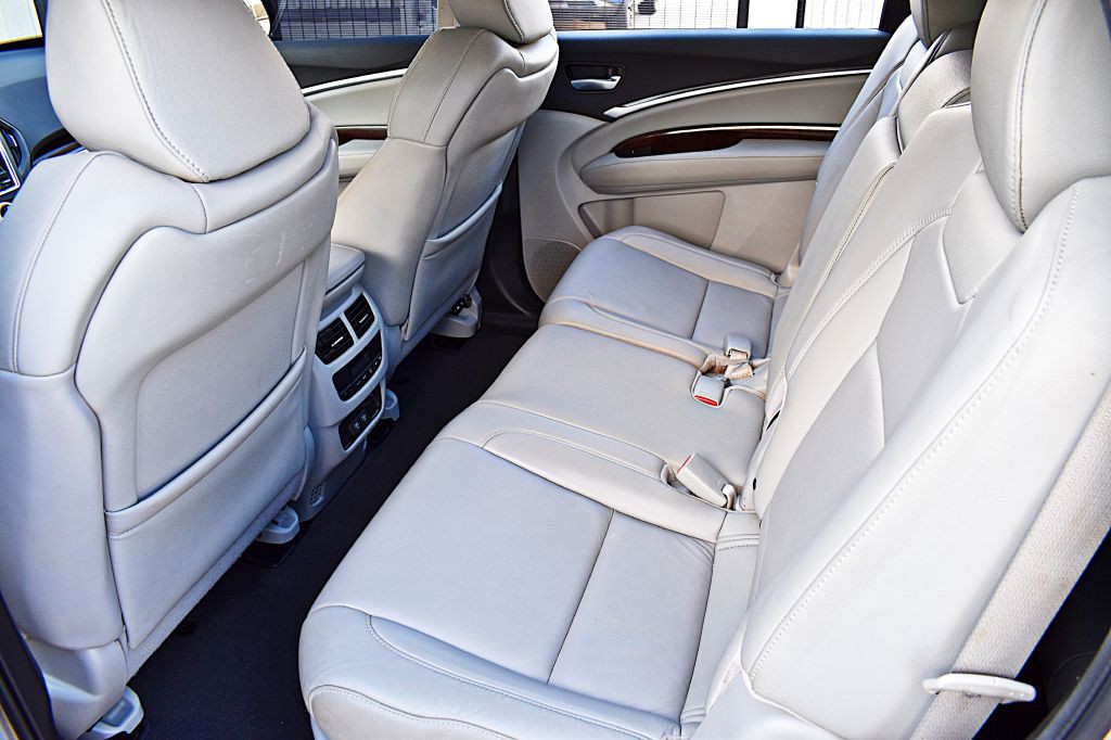 2018 Acura MDX Image 18