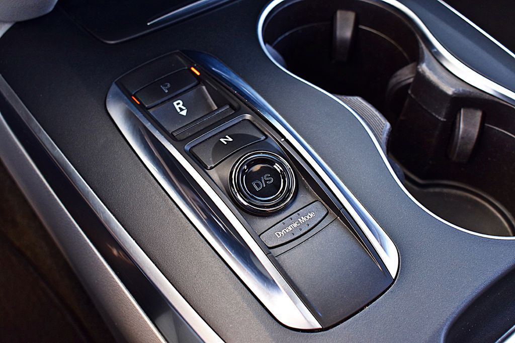 2018 Acura MDX Image 37