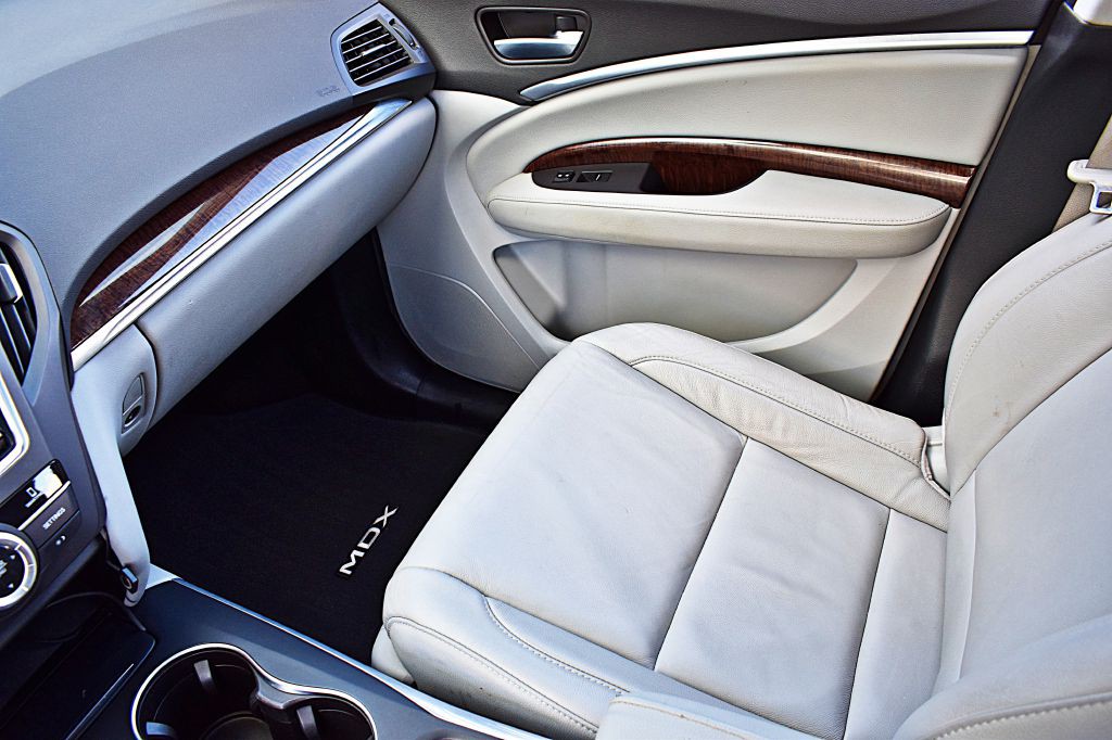 2018 Acura MDX Image 38