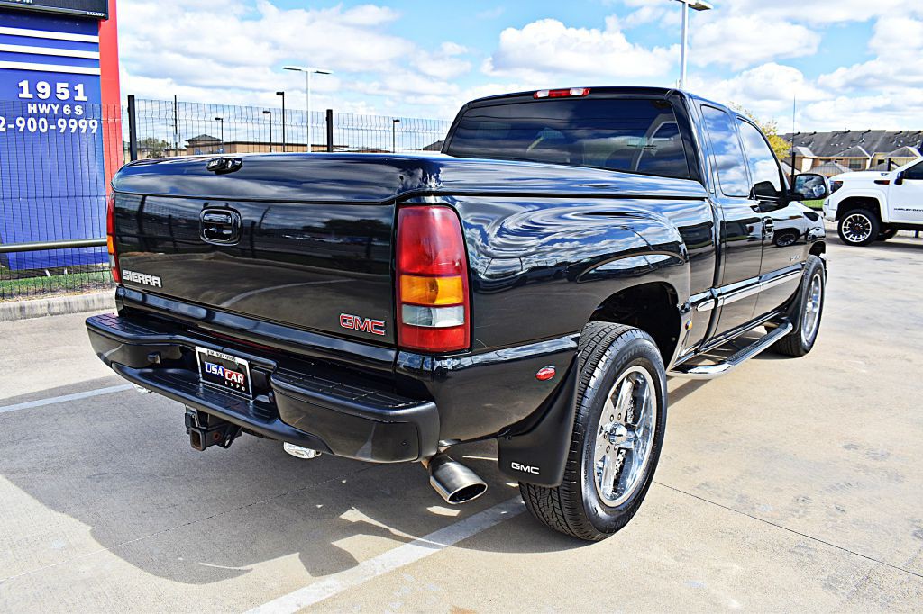 2002 GMC Sierra Image 8