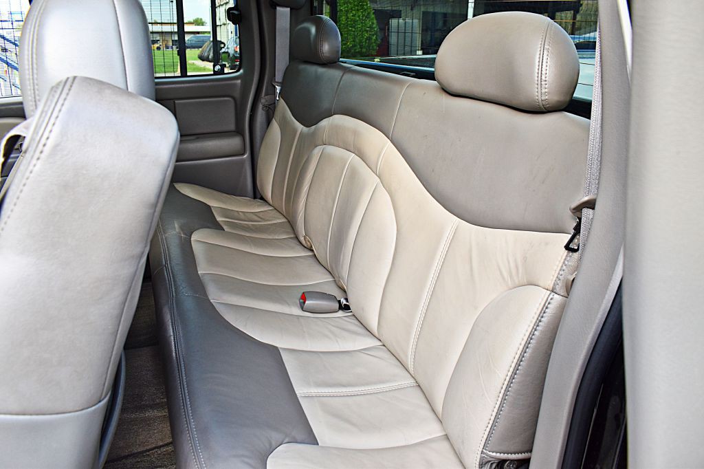 2002 GMC Sierra Image 19