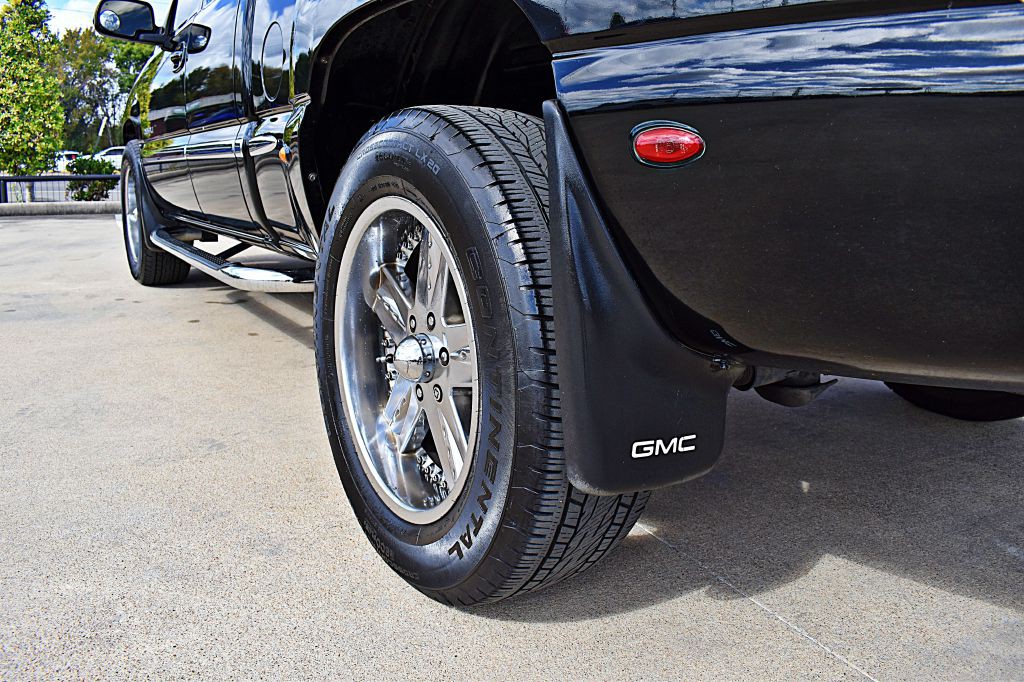 2002 GMC Sierra Image 47