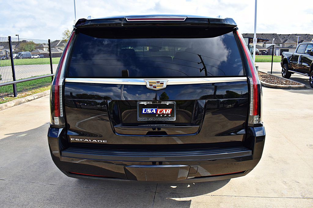 2020 Cadillac Escalade Image 6