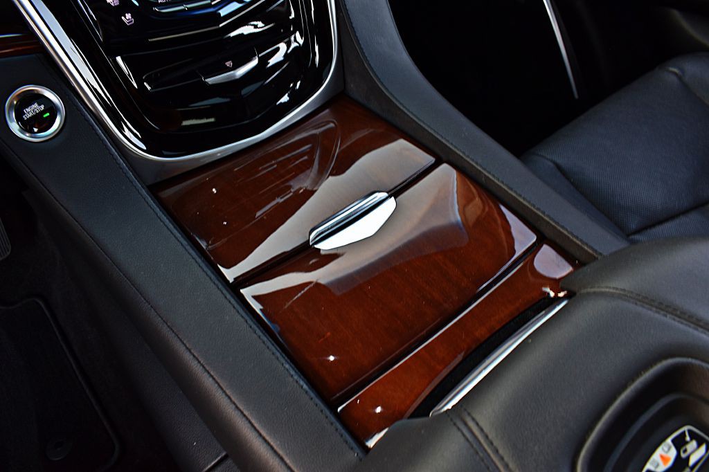 2020 Cadillac Escalade Image 34