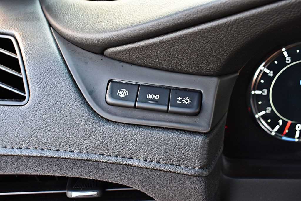 2020 Cadillac Escalade Image 43