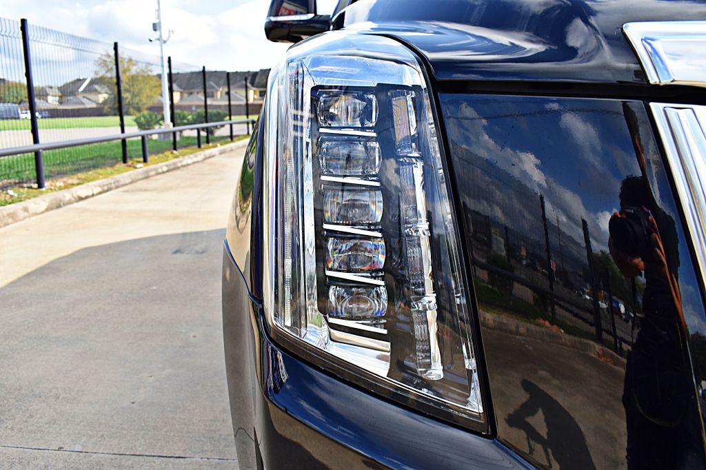 2020 Cadillac Escalade Image 52