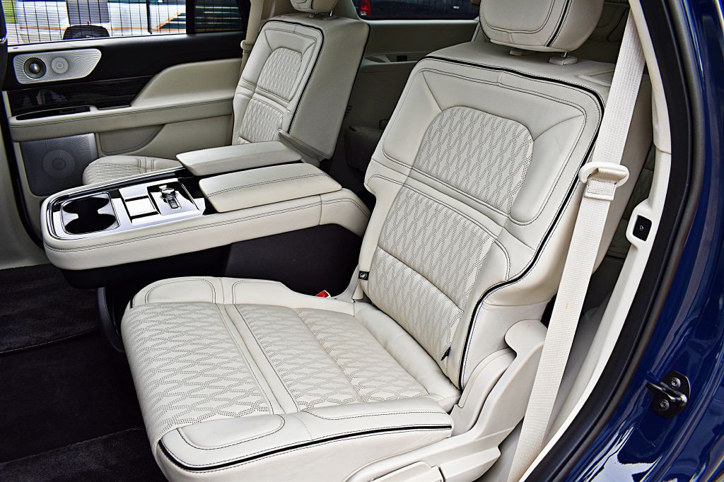 2018 Lincoln Navigator Image 19