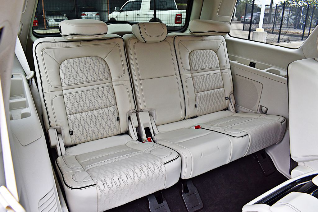 2018 Lincoln Navigator Image 25
