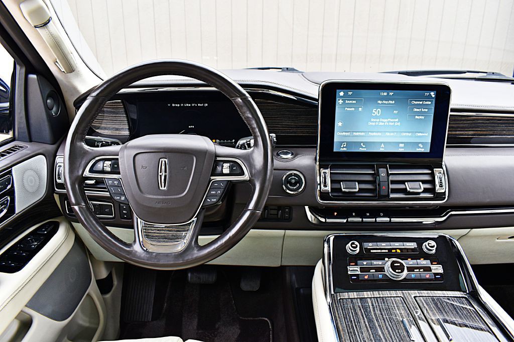 2018 Lincoln Navigator Image 27