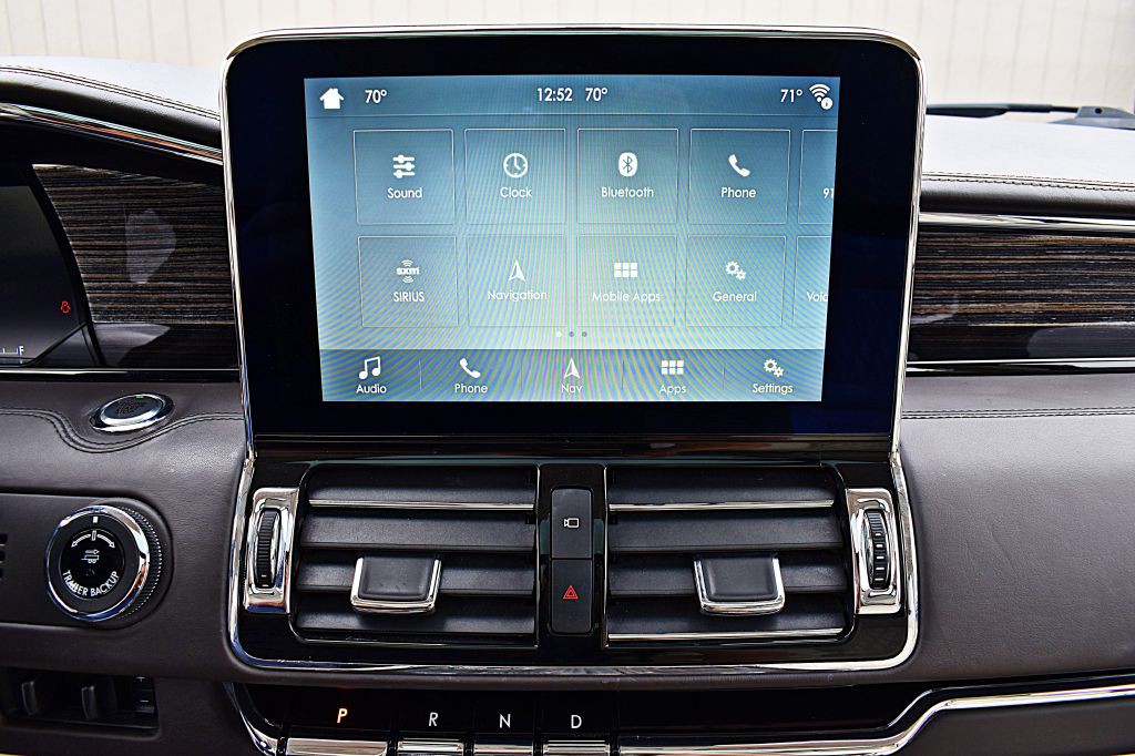 2018 Lincoln Navigator Image 34