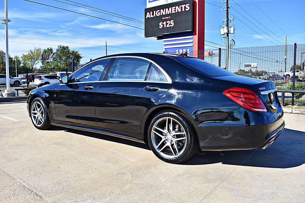 2015 Mercedes-Benz S-Class Image 9