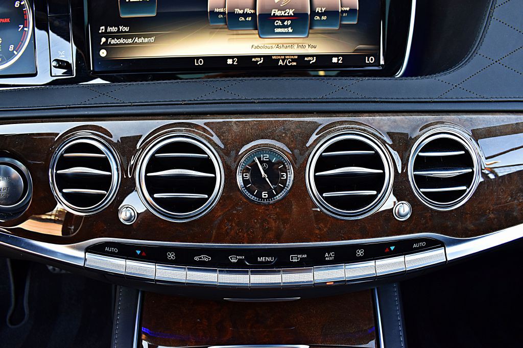 2015 Mercedes-Benz S-Class Image 27