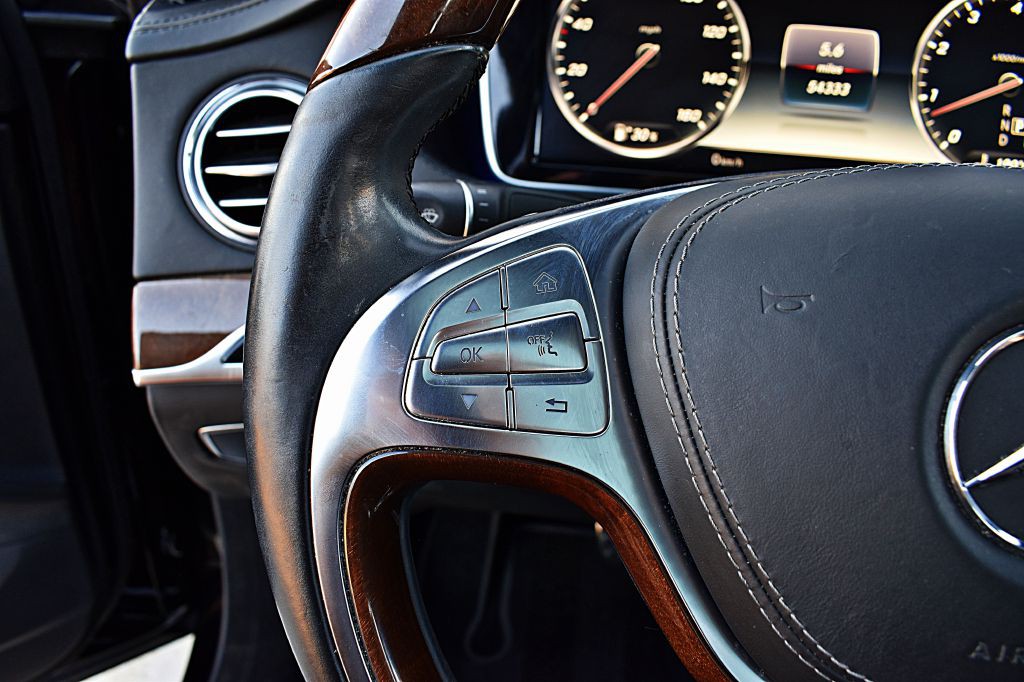 2015 Mercedes-Benz S-Class Image 38