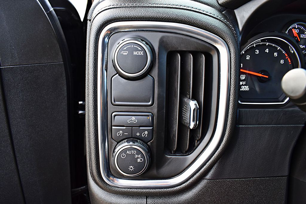 2020 Chevrolet Silverado 1500 Image 40