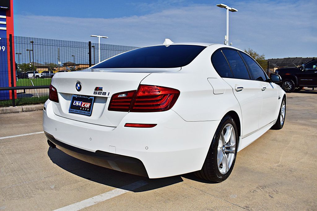 2016 BMW 5 Series Image 7