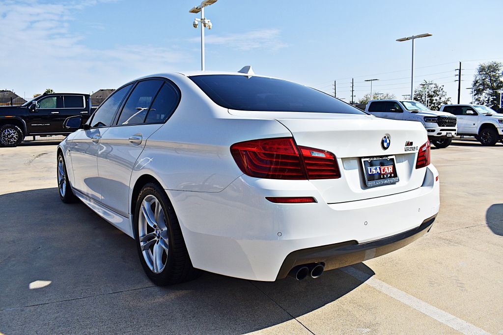 2016 BMW 5 Series Image 8