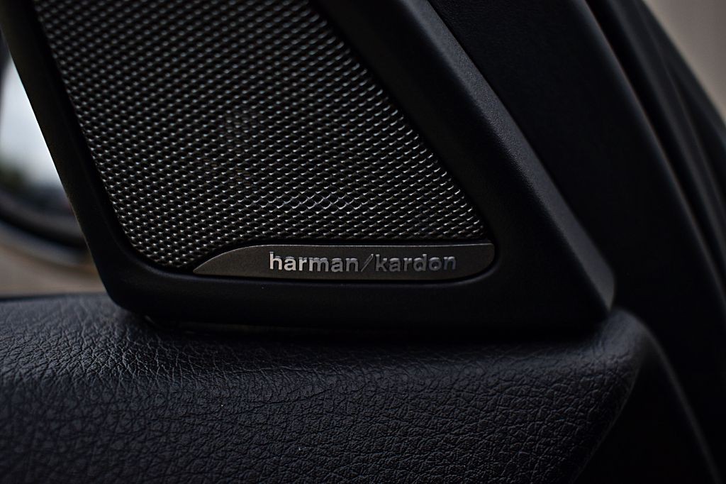 2016 BMW 5 Series Image 43