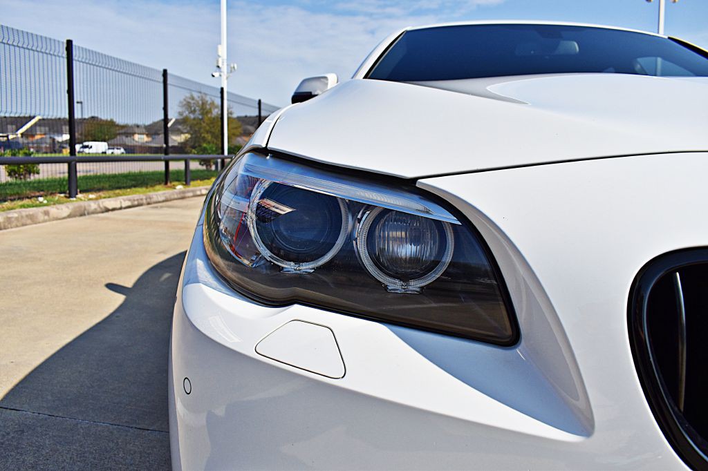 2016 BMW 5 Series Image 50