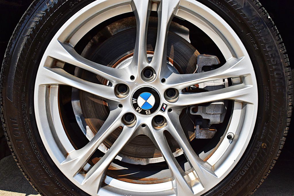 2016 BMW 5 Series Image 52