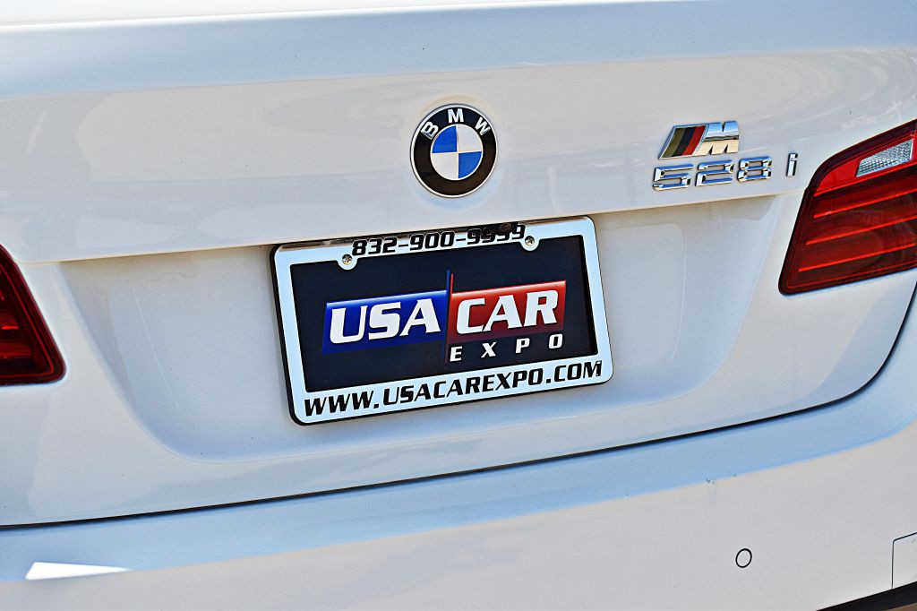 2016 BMW 5 Series Image 54