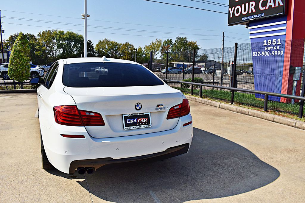 2016 BMW 5 Series Image 55