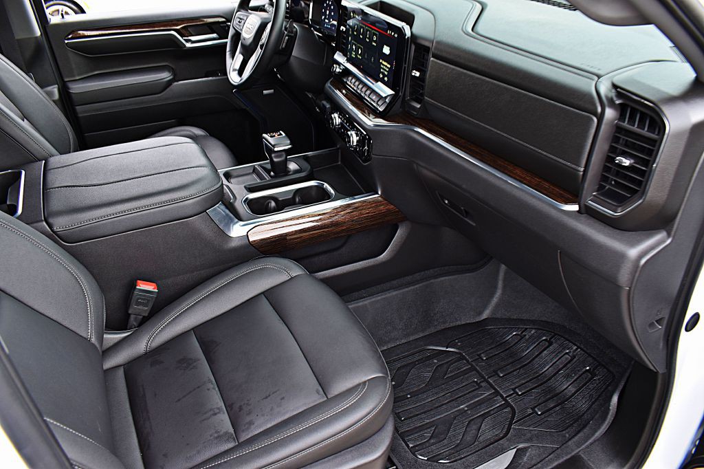 2024 GMC Sierra Image 20