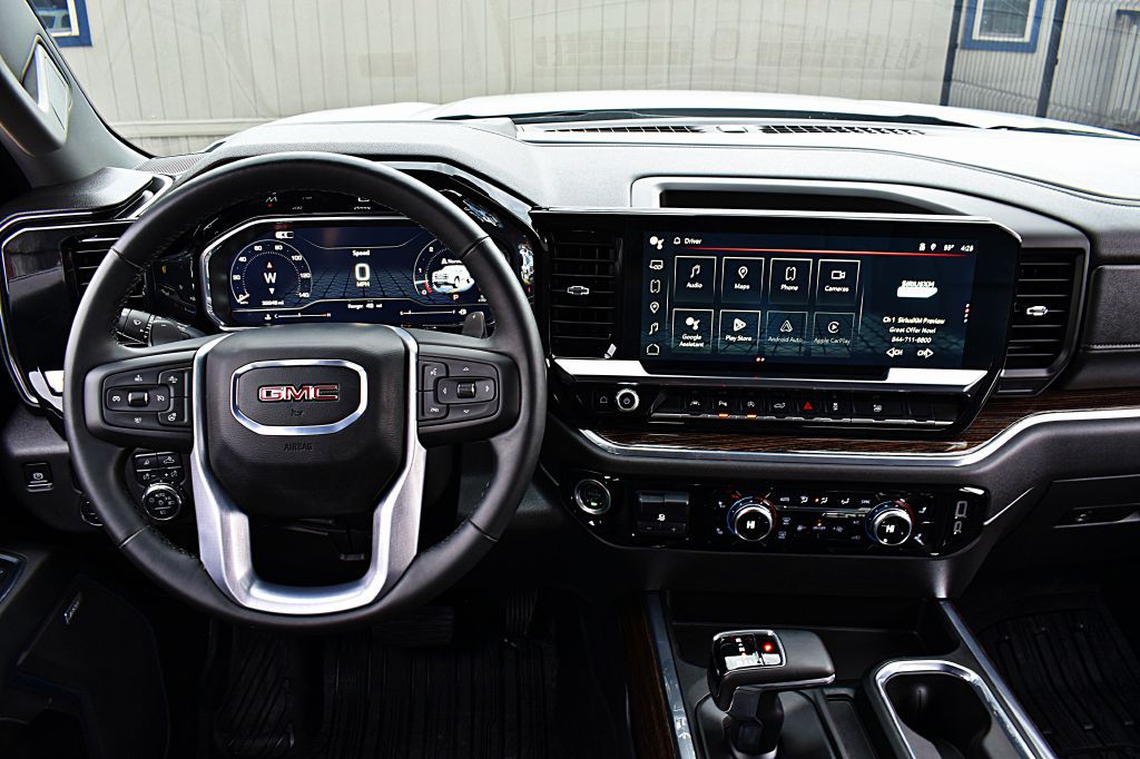 2024 GMC Sierra Image 25