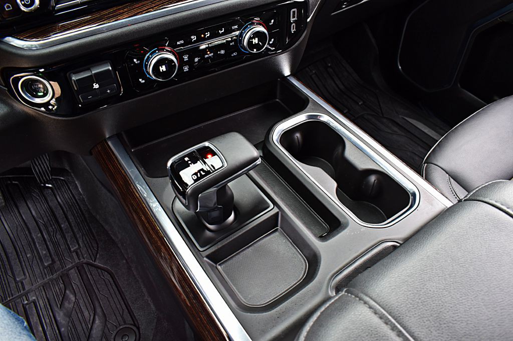 2024 GMC Sierra Image 36