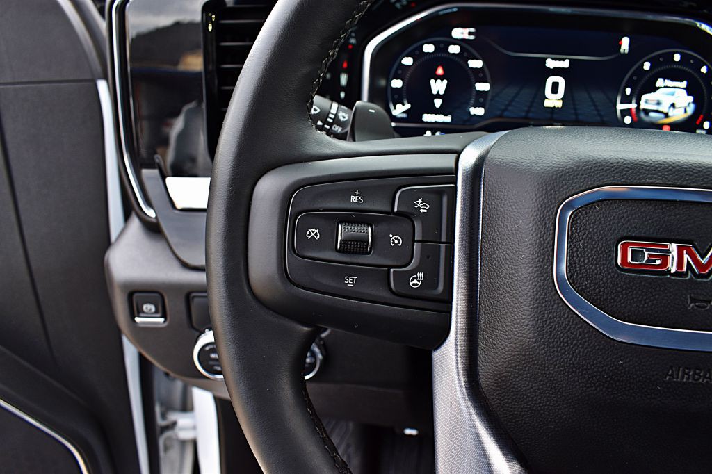 2024 GMC Sierra Image 39