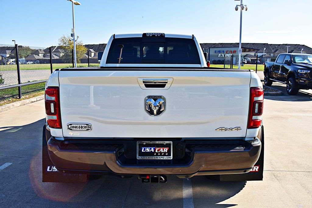 2019 RAM 3500 Image 6