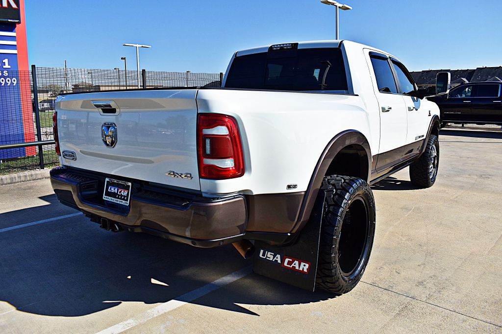 2019 RAM 3500 Image 8
