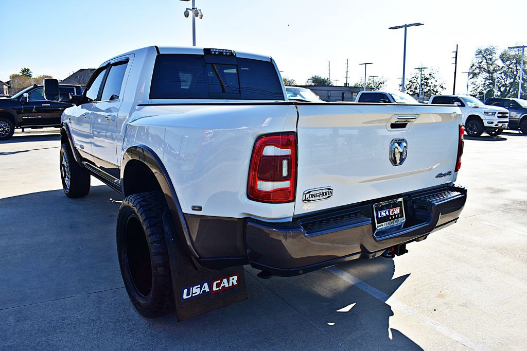 2019 RAM 3500 Image 9