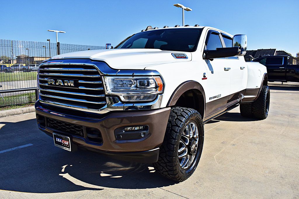 2019 RAM 3500 Image 15