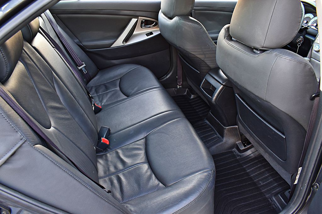 2009 Toyota Camry Image 21