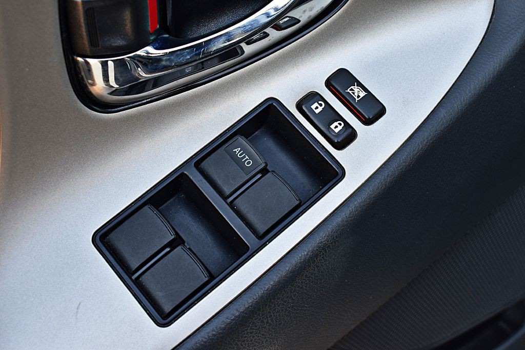 2009 Toyota Camry Image 38