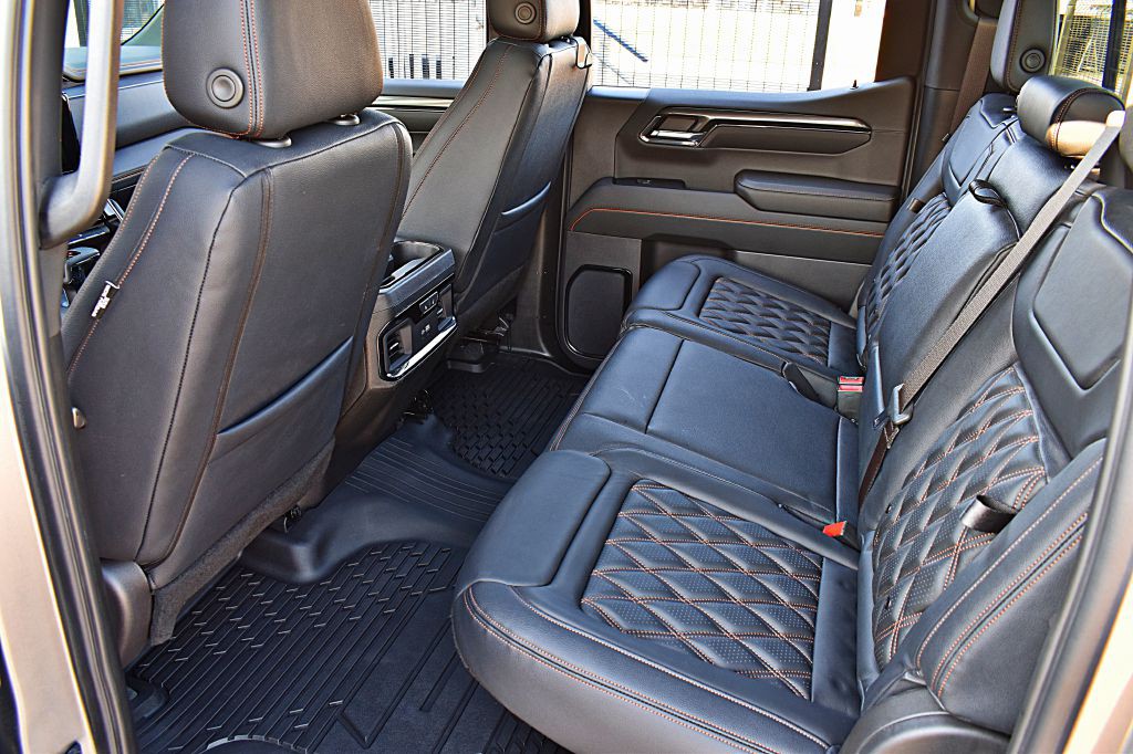 2024 GMC Sierra Image 21