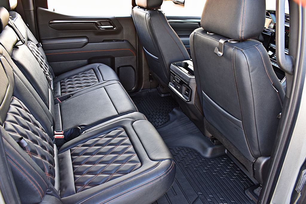 2024 GMC Sierra Image 26