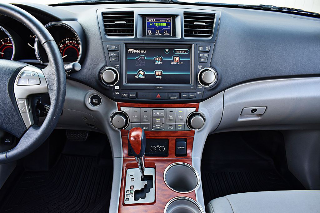 2008 Toyota Highlander Image 25