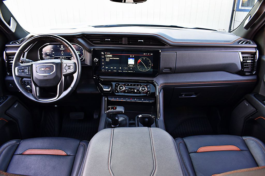 2025 GMC Sierra Image 23