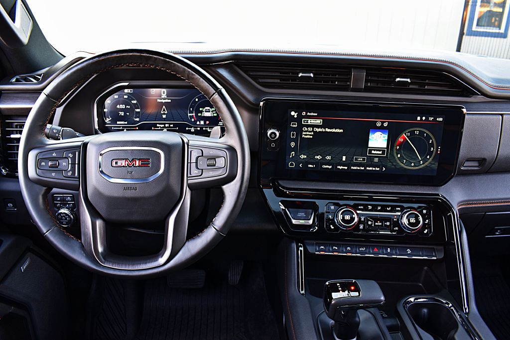 2025 GMC Sierra Image 24