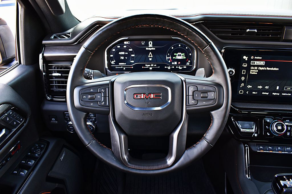 2025 GMC Sierra Image 25